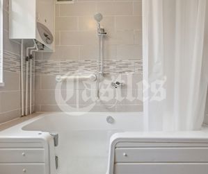 Photo 16- click for photo gallery